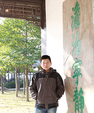 胡嘉.jpg 胡嘉.jpg